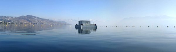 <p><small>L'ambition de la plateforme LéXPLORE est de “modéliser les processus clés du Léman, afin d'évaluer<br class='manualbr' />les impacts des changements globaux et de surveiller la santé générale du lac” <small><i>(© Damien Bouffard, Eawag)</i></small><br class='manualbr' /><i>Cliquer sur les images pour les agrandir</i></small></p>